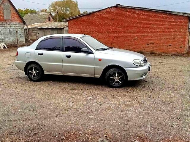 ЗАЗ Sens 2007 у Валках на Automoto.ua Сірий ЗАЗ Sens, об'ємом двигуна 1.4 л та пробігом 165 тис. км за 1550 $, фото 1 на Automoto.ua