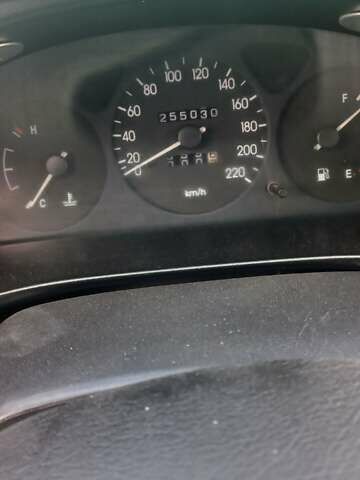 Сірий ЗАЗ Sens, об'ємом двигуна 0 л та пробігом 255 тис. км за 1500 $, фото 1 на Automoto.ua