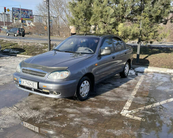 Сірий ЗАЗ Sens, об'ємом двигуна 1.3 л та пробігом 130 тис. км за 2100 $, фото 1 на Automoto.ua