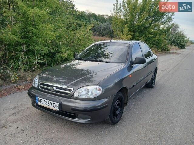 Сірий ЗАЗ Sens, об'ємом двигуна 1.3 л та пробігом 106 тис. км за 2800 $, фото 1 на Automoto.ua