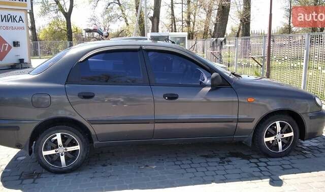 Серый ЗАЗ Сенс, объемом двигателя 1.3 л и пробегом 170 тыс. км за 3000 $, фото 1 на Automoto.ua