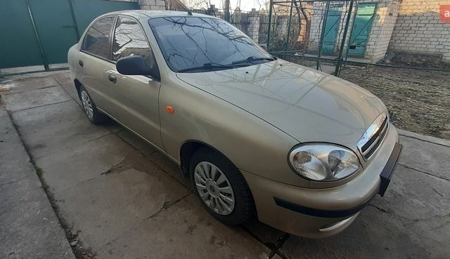 Сірий ЗАЗ Sens, об'ємом двигуна 1.3 л та пробігом 121 тис. км за 3250 $, фото 1 на Automoto.ua