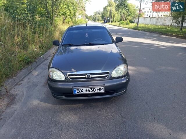 Сірий ЗАЗ Sens, об'ємом двигуна 1.3 л та пробігом 115 тис. км за 2000 $, фото 1 на Automoto.ua