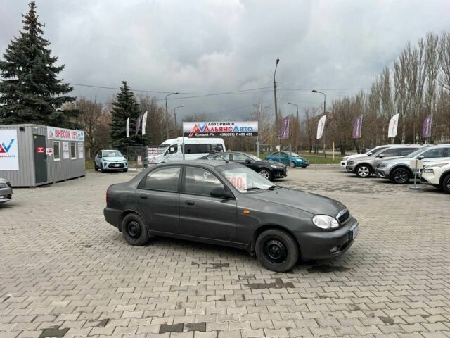 Сірий ЗАЗ Sens, об'ємом двигуна 1.3 л та пробігом 85 тис. км за 3100 $, фото 1 на Automoto.ua