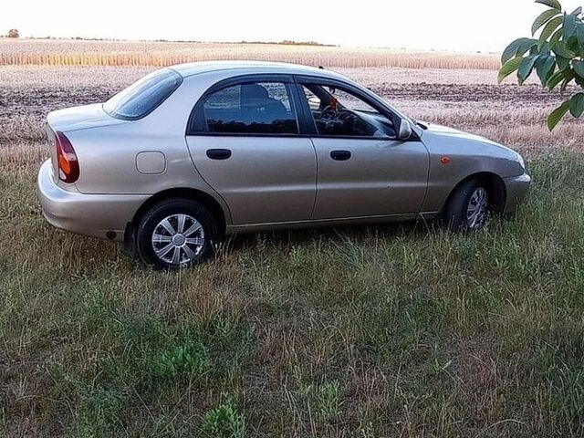 Сірий ЗАЗ Sens, об'ємом двигуна 1.3 л та пробігом 140 тис. км за 2500 $, фото 1 на Automoto.ua
