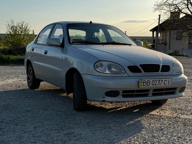 Сірий ЗАЗ Sens, об'ємом двигуна 1.3 л та пробігом 251 тис. км за 2300 $, фото 1 на Automoto.ua