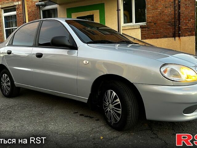 Сірий ЗАЗ Sens, об'ємом двигуна 1.3 л та пробігом 136 тис. км за 3200 $, фото 1 на Automoto.ua