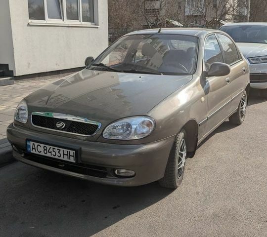 Зеленый ЗАЗ Сенс, объемом двигателя 1.3 л и пробегом 65 тыс. км за 3300 $, фото 1 на Automoto.ua