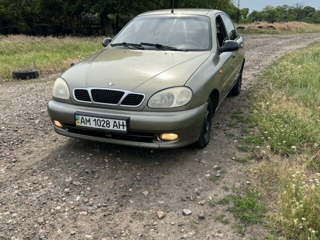 Зеленый ЗАЗ Сенс, объемом двигателя 1.3 л и пробегом 350 тыс. км за 1300 $, фото 1 на Automoto.ua