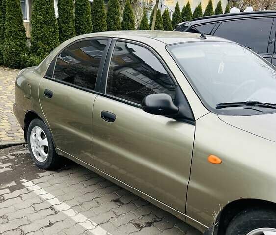 Зеленый ЗАЗ Сенс, объемом двигателя 1.39 л и пробегом 200 тыс. км за 1500 $, фото 1 на Automoto.ua