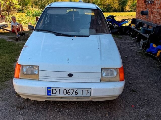 Белый ЗАЗ Славута, объемом двигателя 1.2 л и пробегом 180 тыс. км за 600 $, фото 1 на Automoto.ua