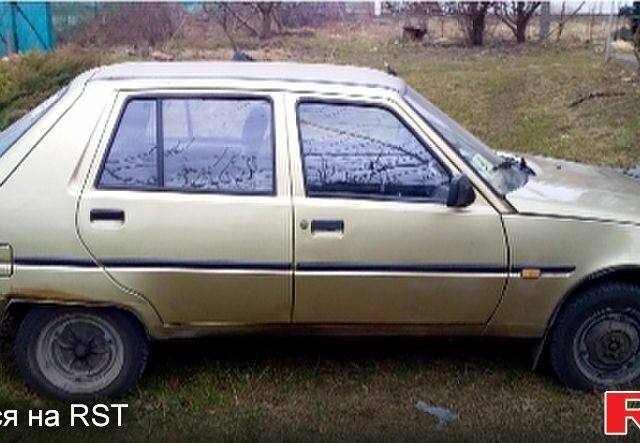 Бежевый ЗАЗ Славута, объемом двигателя 1.2 л и пробегом 95 тыс. км за 1250 $, фото 1 на Automoto.ua