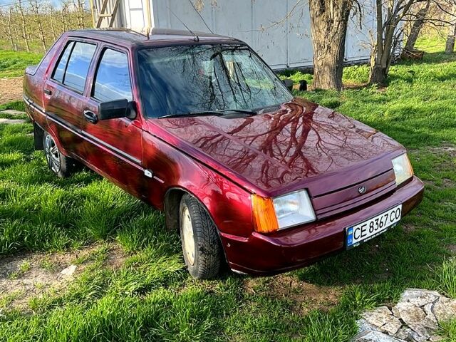 Красный ЗАЗ Славута, объемом двигателя 1.2 л и пробегом 0 тыс. км за 1050 $, фото 1 на Automoto.ua