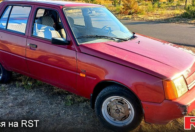 Красный ЗАЗ Славута, объемом двигателя 1.2 л и пробегом 65 тыс. км за 899 $, фото 1 на Automoto.ua