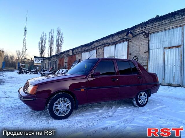 Красный ЗАЗ Славута, объемом двигателя 1.2 л и пробегом 86 тыс. км за 1500 $, фото 1 на Automoto.ua