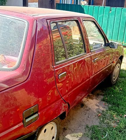 Красный ЗАЗ Славута, объемом двигателя 1.2 л и пробегом 0 тыс. км за 550 $, фото 1 на Automoto.ua