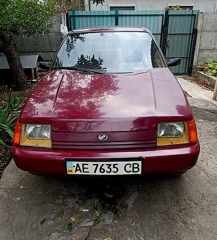 Красный ЗАЗ Славута, объемом двигателя 1.2 л и пробегом 150 тыс. км за 850 $, фото 1 на Automoto.ua