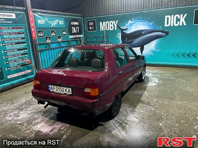 Червоний ЗАЗ Славута, об'ємом двигуна 1.2 л та пробігом 118 тис. км за 999 $, фото 1 на Automoto.ua