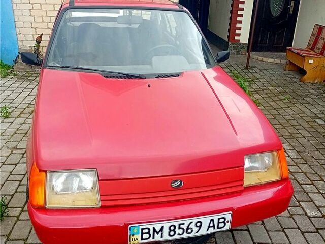 Красный ЗАЗ Славута, объемом двигателя 1.2 л и пробегом 0 тыс. км за 1100 $, фото 1 на Automoto.ua