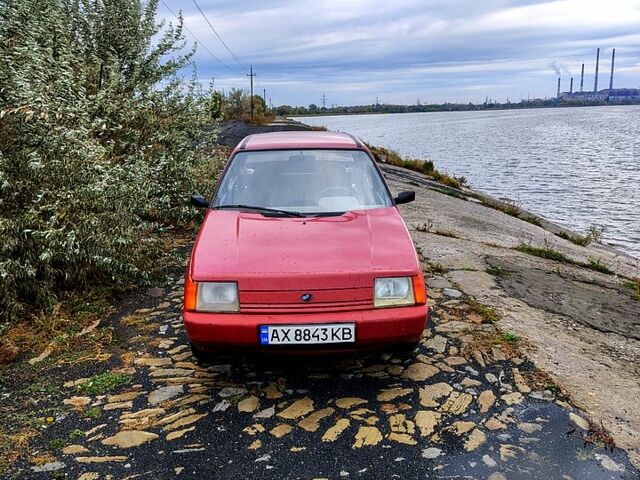 Красный ЗАЗ Славута, объемом двигателя 1.3 л и пробегом 160 тыс. км за 1350 $, фото 1 на Automoto.ua
