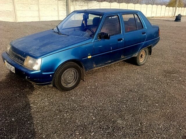 ЗАЗ Славута, объемом двигателя 1.1 л и пробегом 220 тыс. км за 500 $, фото 1 на Automoto.ua