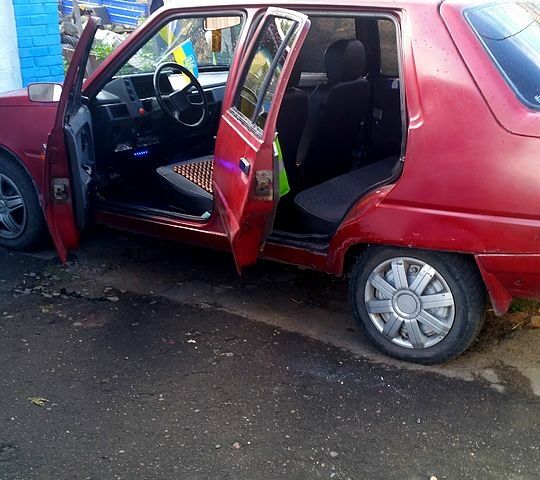 ЗАЗ Славута 1999 в Ватутино на Automoto.ua ЗАЗ Славута, объемом двигателя 1.1 л и пробегом 0 тыс. км за 360 $, фото 1 на Automoto.ua