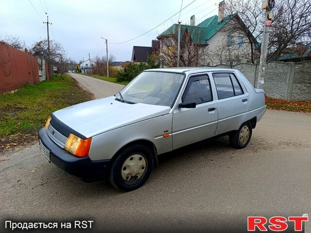 ЗАЗ Славута, объемом двигателя 1.2 л и пробегом 165 тыс. км за 950 $, фото 1 на Automoto.ua