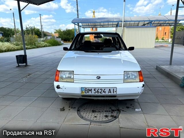 ЗАЗ Славута, объемом двигателя 1.3 л и пробегом 100 тыс. км за 1250 $, фото 1 на Automoto.ua