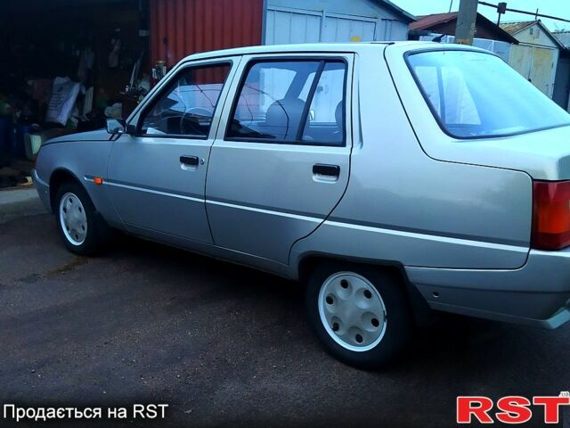 ЗАЗ Славута, объемом двигателя 1.2 л и пробегом 0 тыс. км за 2200 $, фото 1 на Automoto.ua