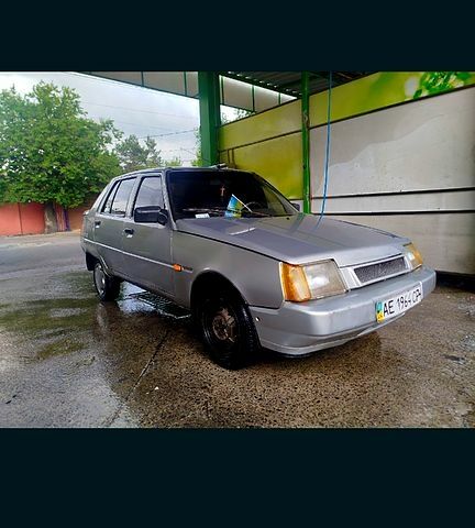 Серый ЗАЗ Славута, объемом двигателя 1.1 л и пробегом 0 тыс. км за 650 $, фото 1 на Automoto.ua