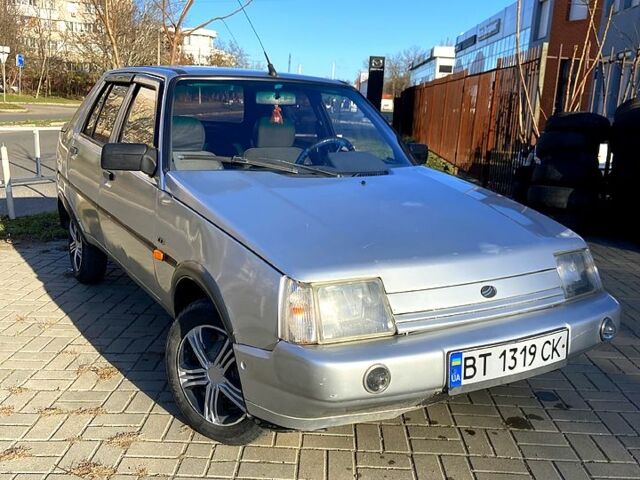 Серый ЗАЗ Славута, объемом двигателя 1.2 л и пробегом 131 тыс. км за 950 $, фото 1 на Automoto.ua