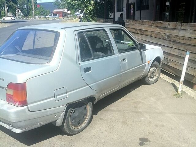 Серый ЗАЗ Славута, объемом двигателя 1.2 л и пробегом 0 тыс. км за 600 $, фото 1 на Automoto.ua