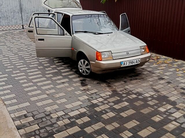 Сірий ЗАЗ Славута, об'ємом двигуна 1.3 л та пробігом 138 тис. км за 400 $, фото 1 на Automoto.ua