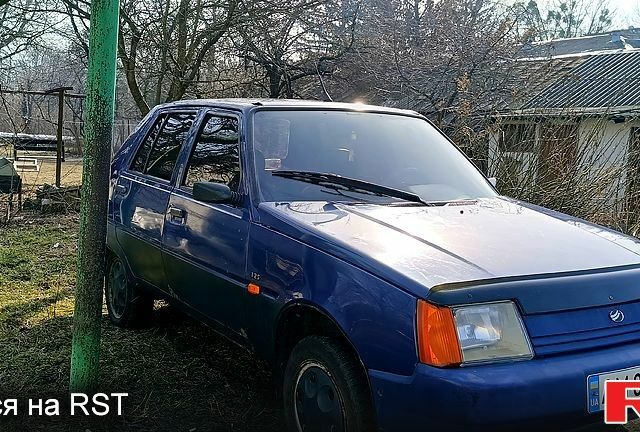 Синий ЗАЗ Славута, объемом двигателя 1.2 л и пробегом 172 тыс. км за 750 $, фото 1 на Automoto.ua