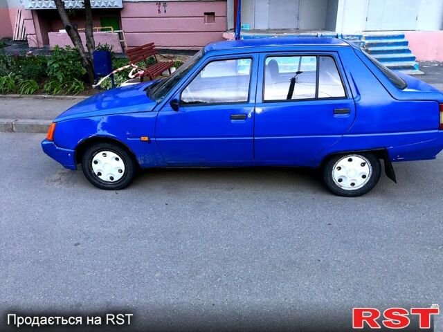 Синий ЗАЗ Славута, объемом двигателя 1.2 л и пробегом 81 тыс. км за 950 $, фото 1 на Automoto.ua