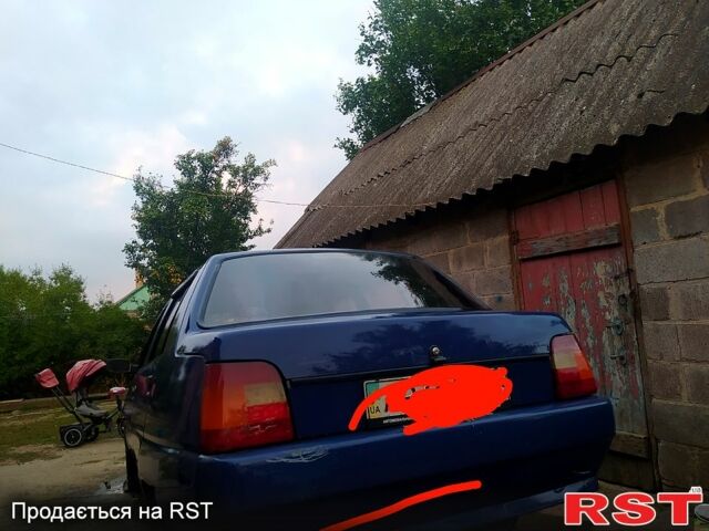 Синий ЗАЗ Славута, объемом двигателя 1.2 л и пробегом 188 тыс. км за 600 $, фото 1 на Automoto.ua