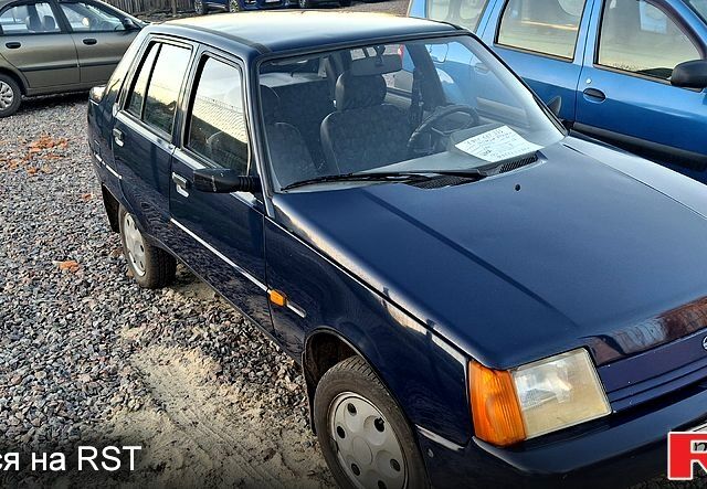 Синий ЗАЗ Славута, объемом двигателя 1.2 л и пробегом 103 тыс. км за 1150 $, фото 1 на Automoto.ua