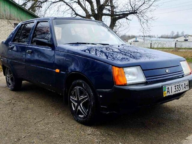 Синий ЗАЗ Славута, объемом двигателя 1.2 л и пробегом 72 тыс. км за 1000 $, фото 1 на Automoto.ua
