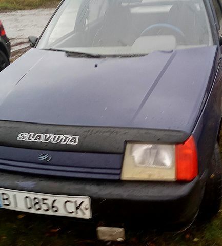 Синий ЗАЗ Славута, объемом двигателя 1.3 л и пробегом 120 тыс. км за 1000 $, фото 1 на Automoto.ua