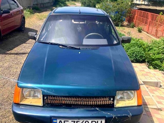 ЗАЗ Славута 1999 в Никополе на Automoto.ua Зеленый ЗАЗ Славута, объемом двигателя 1.1 л и пробегом 170 тыс. км за 900 $, фото 1 на Automoto.ua