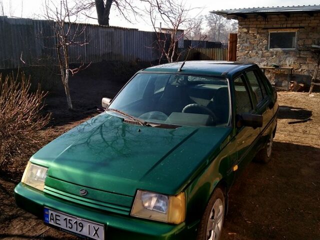 Зеленый ЗАЗ Славута, объемом двигателя 1.1 л и пробегом 0 тыс. км за 1000 $, фото 1 на Automoto.ua