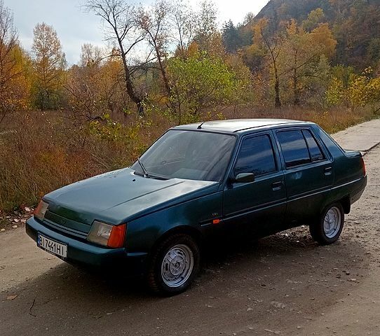 ЗАЗ Славута 2004 в Каневе на Automoto.ua Зеленый ЗАЗ Славута, объемом двигателя 1.2 л и пробегом 126 тыс. км за 643 $, фото 1 на Automoto.ua
