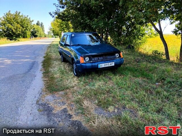 Зеленый ЗАЗ Славута, объемом двигателя 1.2 л и пробегом 200 тыс. км за 1000 $, фото 1 на Automoto.ua