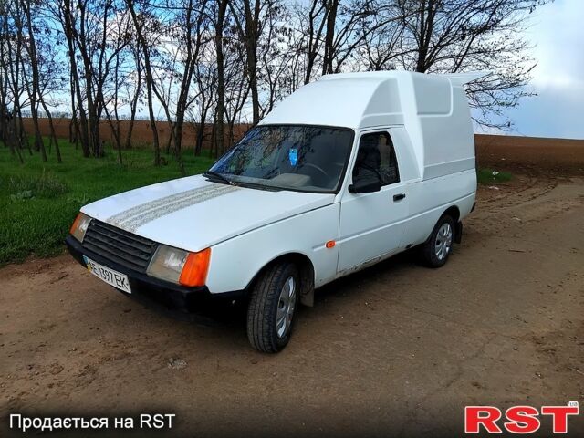 Белый ЗАЗ Таврия-Пикап, объемом двигателя 12 л и пробегом 0 тыс. км за 1300 $, фото 1 на Automoto.ua