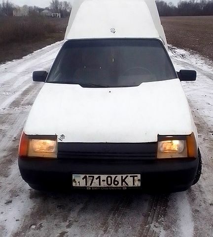 Білий ЗАЗ Таврія-Пікап, об'ємом двигуна 12 л та пробігом 168 тис. км за 630 $, фото 1 на Automoto.ua