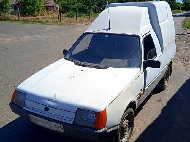 Белый ЗАЗ Таврия-Пикап, объемом двигателя 1.2 л и пробегом 300 тыс. км за 640 $, фото 1 на Automoto.ua