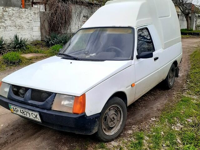 Белый ЗАЗ Таврия-Пикап, объемом двигателя 1.2 л и пробегом 180 тыс. км за 900 $, фото 1 на Automoto.ua