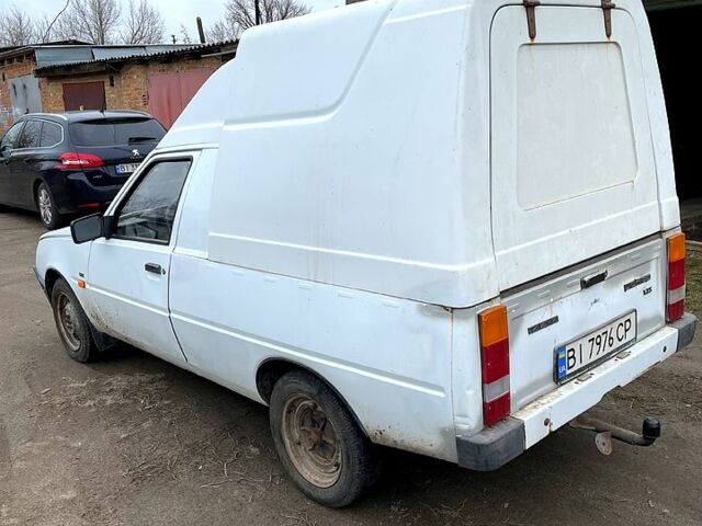 Белый ЗАЗ Таврия-Пикап, объемом двигателя 1.2 л и пробегом 90 тыс. км за 1100 $, фото 1 на Automoto.ua