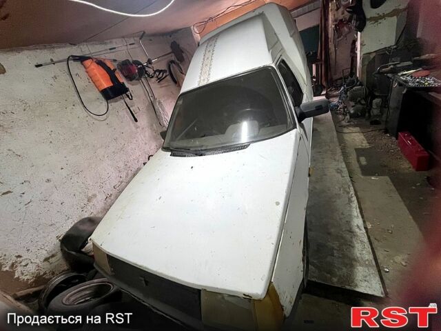 Белый ЗАЗ Таврия-Пикап, объемом двигателя 1.3 л и пробегом 70 тыс. км за 450 $, фото 1 на Automoto.ua
