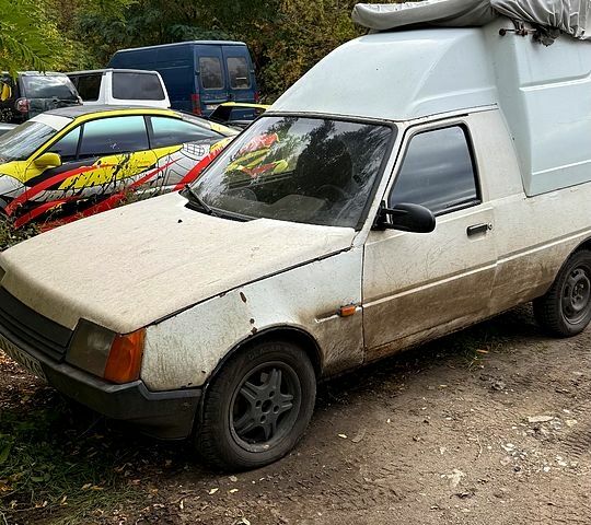 ЗАЗ Таврія-Пікап 2005 у Харкові на Automoto.ua Білий ЗАЗ Таврія-Пікап, об'ємом двигуна 1.2 л та пробігом 200 тис. км за 600 $, фото 1 на Automoto.ua